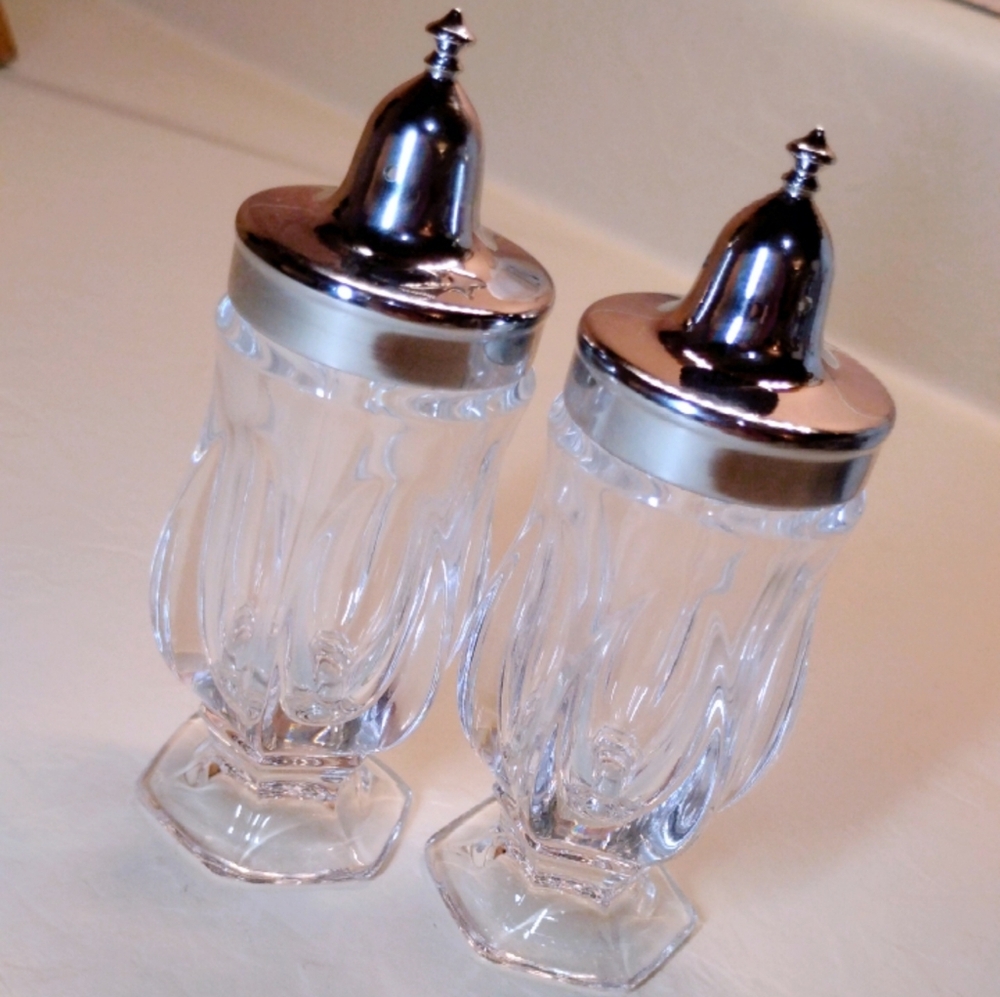 Vintage Fostoria Revere Paneled Crystal Salt N Pepper Shakers